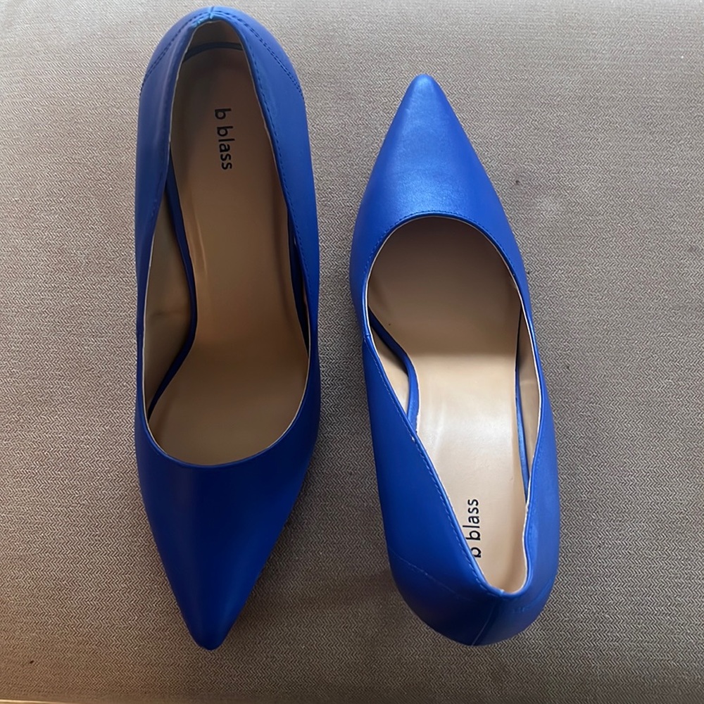 Bill Blass Katy pumps